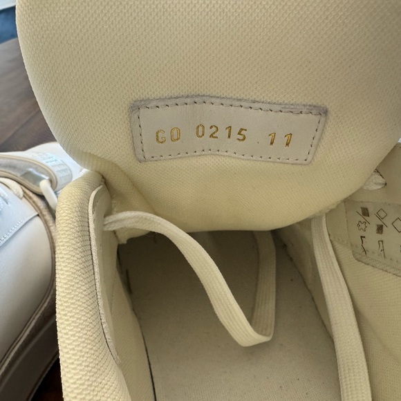 Louis Vuitton Trainer 'Velcro Strap - Beige Monogram Flowers'. - Picture 11 of 14